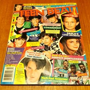 Vintage October 1990 Teen Beat Magazine